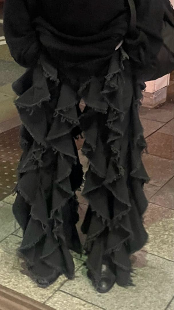 Belper ラッフルパンツ