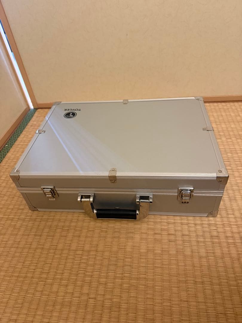 トイガー　TOYGER アタッシュケース①