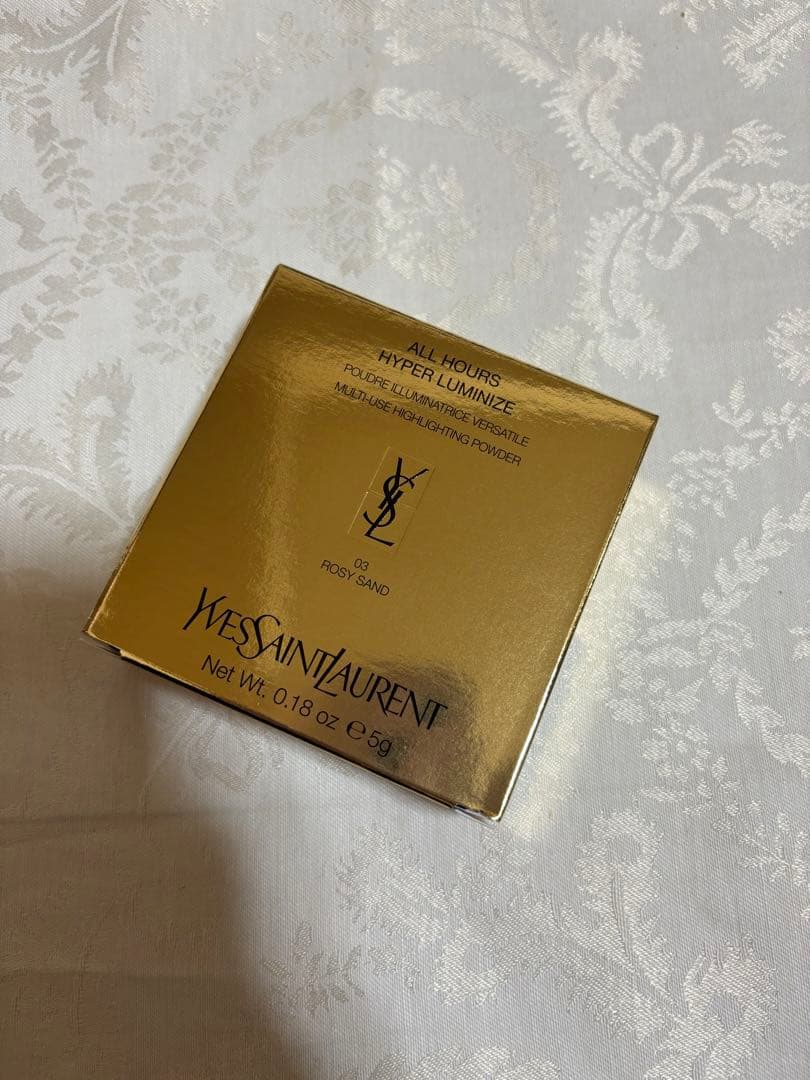 サンローラン オールアワーズ　ハイパールミナイザー03 新品