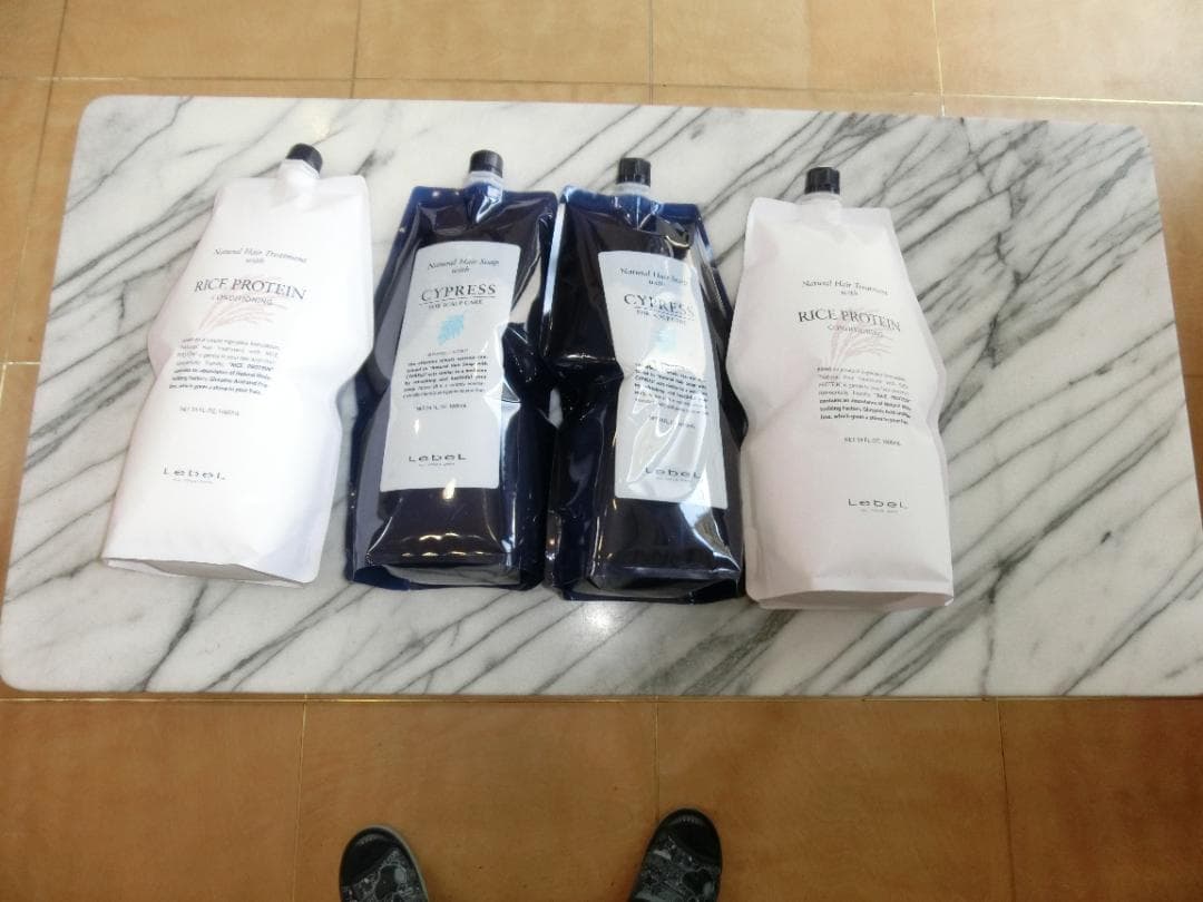 フケかゆみにルベルサイプレスシャンプーが２本 ライスプロテイン２本