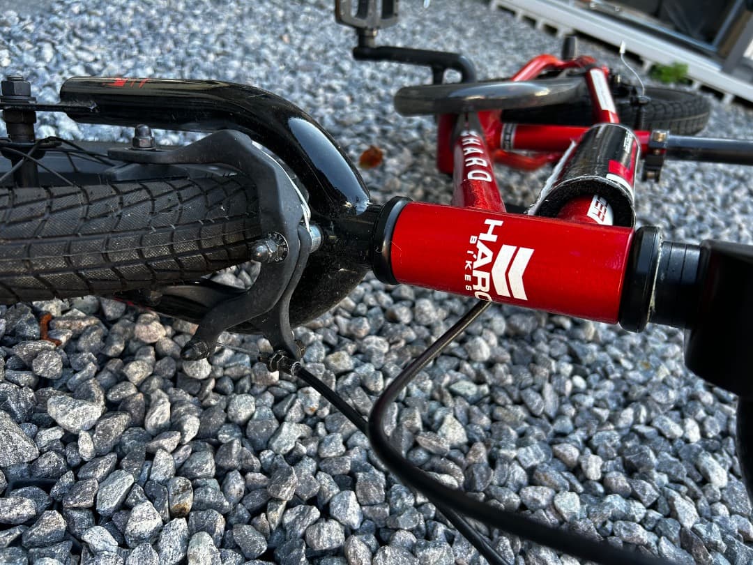 7*0様 Haro shredder14 子供用自転車14インチ