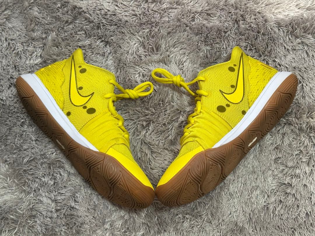 シューズ(女性用) Nike Kyrie 5 GS \"Opti Yellow\"