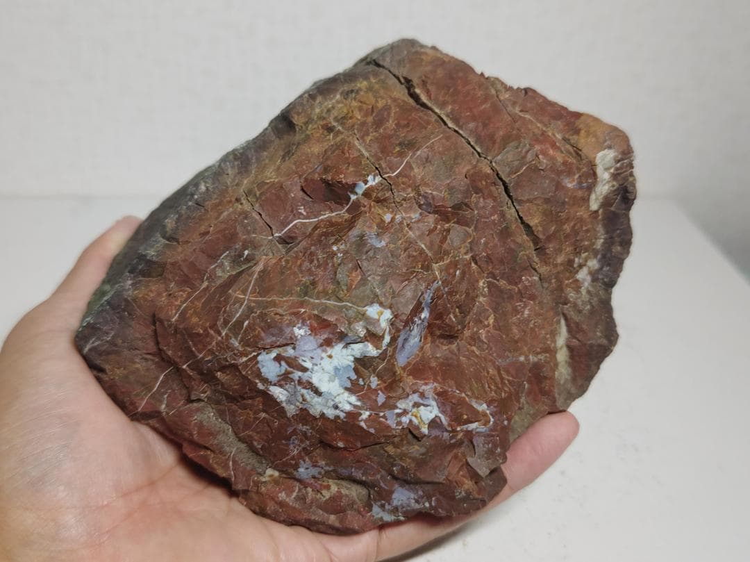 佐渡産 1.8kg 赤玉石 赤石 原石 鑑賞石 自然石 誕生石 鉱物 鉱石 水石