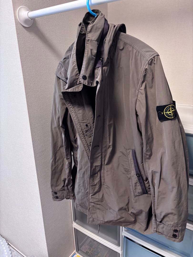 STONE  ナイロンジャケット オリーブグリーン