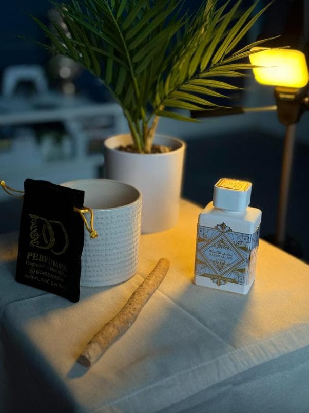 Honor&glory badee al oud ラタファ100ミリ