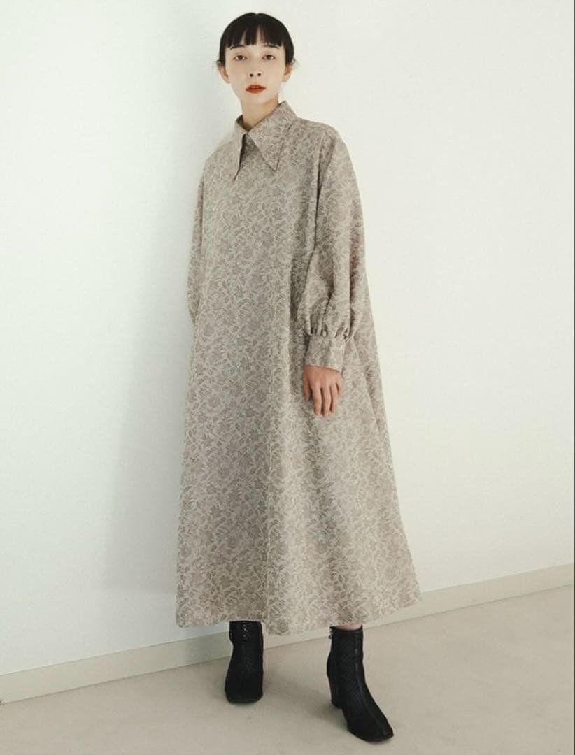 foufou ジャカードボタンシャツワンピース