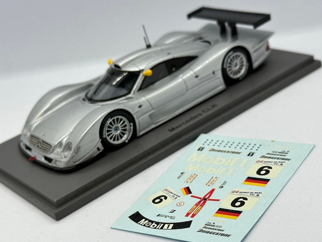 Spark 1/43 メルセデス CLR 1999 ルマン