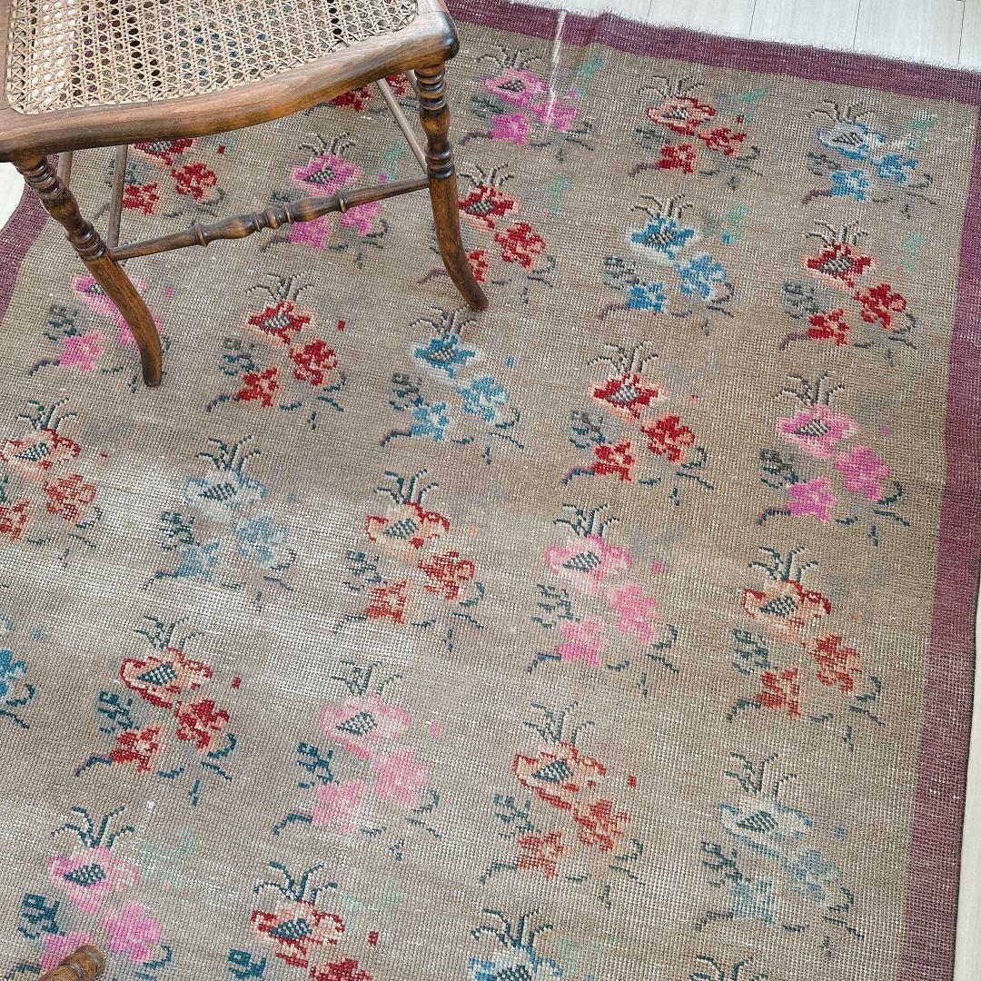 トルコヴィンテージラグ A73 大判 高級 レア グレージュ ピンク ブルー