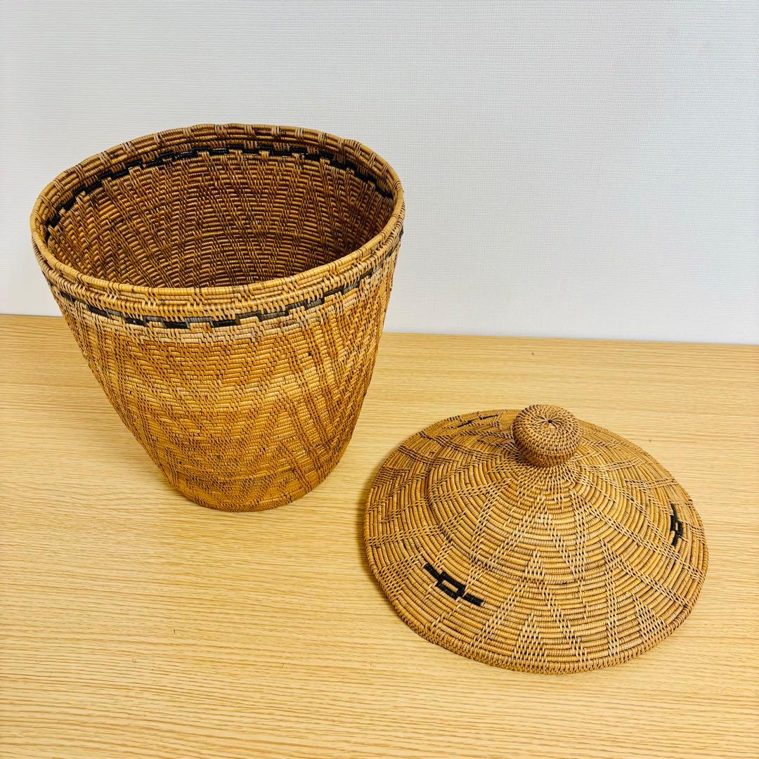 【希少品】アタ 蓋付き かご バスケット ASHITABA 送料込み