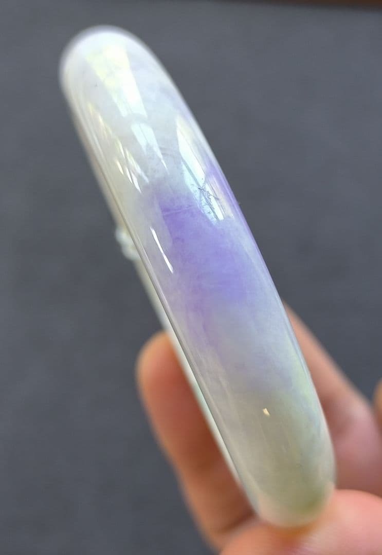 あかおかずき【日本鑑別書付】ラベンダー翡翠のバングル（内径55～56ミリ）