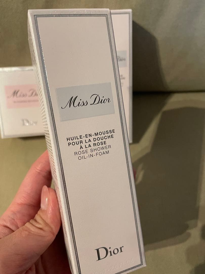 ミス　ディオール ブルーミング ブーケ オードトワレボディジェルスクラブ