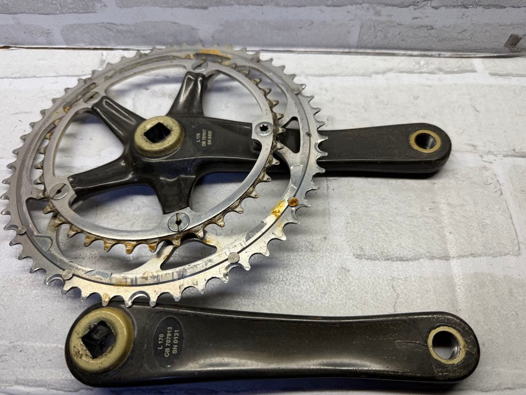 カンパニョーロ　コーラス　カーボンクランクセット