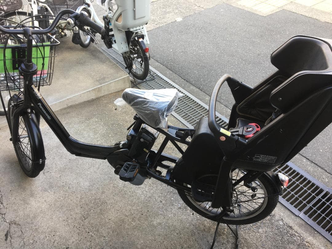 地域限定送料無料　ギュットアニーズ　子供乗せ　16AH　黒　神戸市　電動自転車