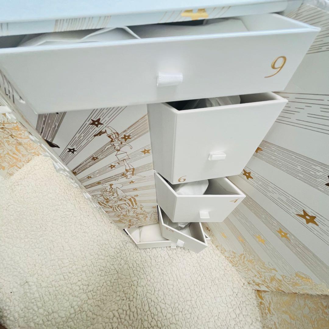 新品未使用　Dior アドヴェントカレンダー　クリスマスコフレ　2025