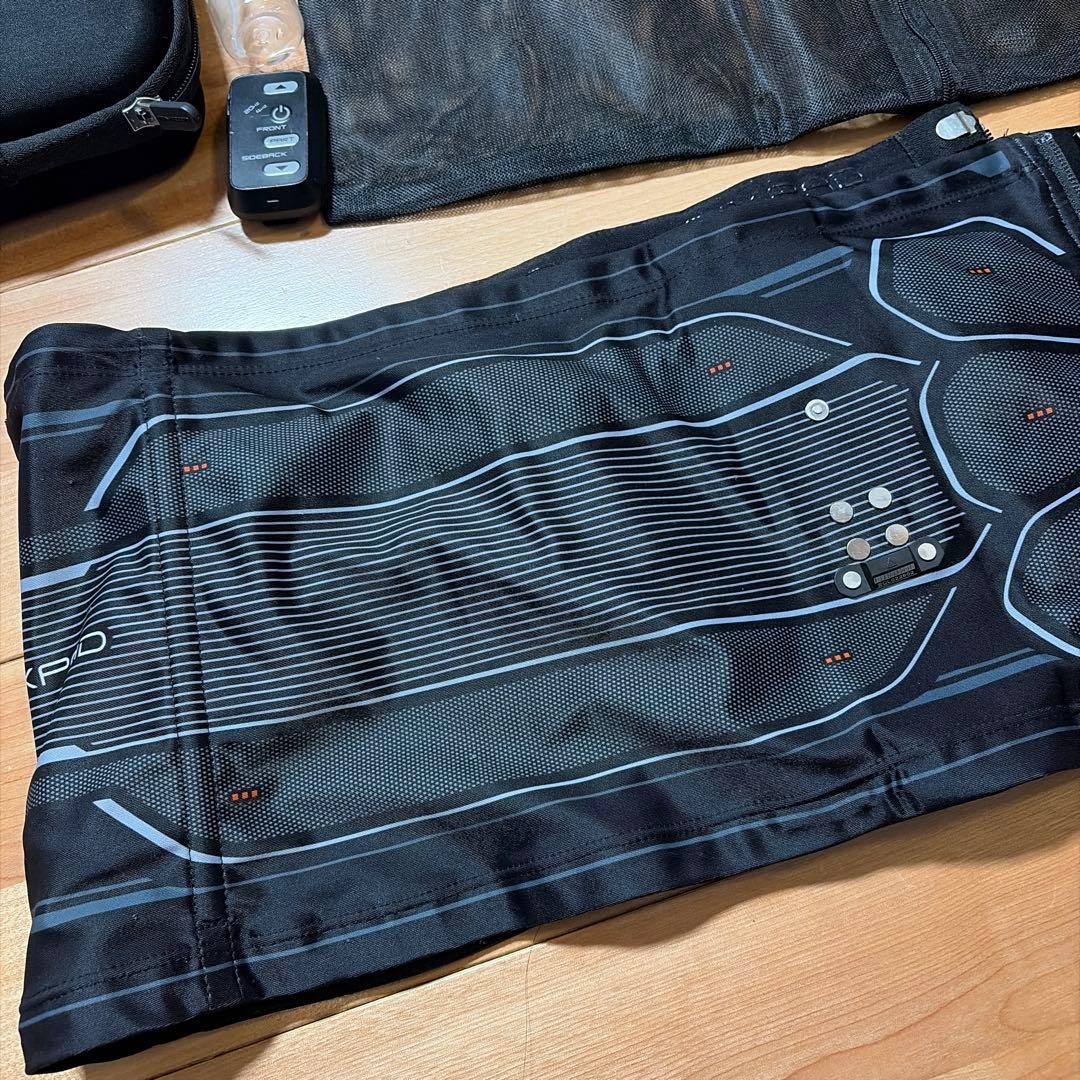 b*】様 SIXPAD パワースーツコアベルト Lサイズ