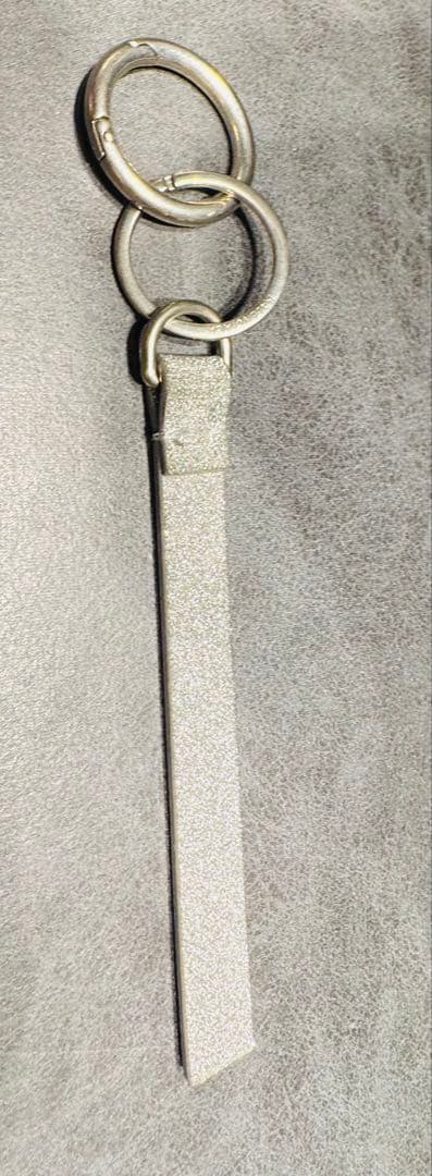 f*9様 美品バレンシアガ キーリング エブリデイ シルバー 銀 レア キーホル