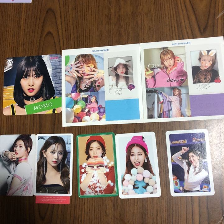 TWICE CD K-pop特集本　トレカなど
