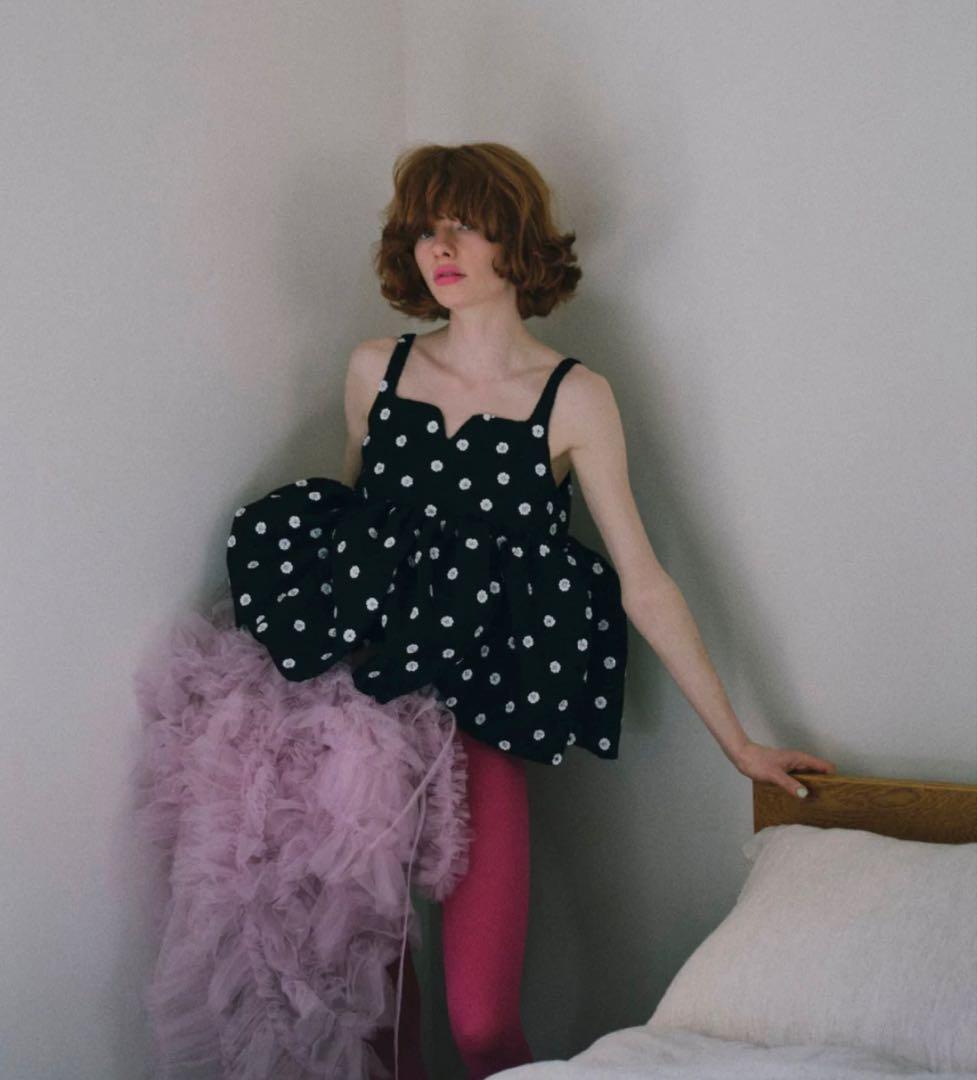 新品タグ付き　Bibiy. BIANCA BLOSSOM TOP