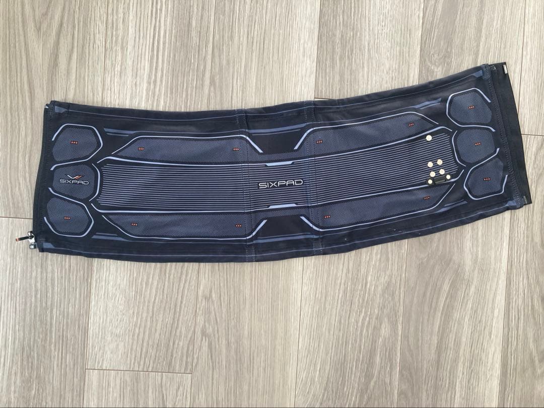 SIXPAD Power Suit ブラック　コントローラーつき　M