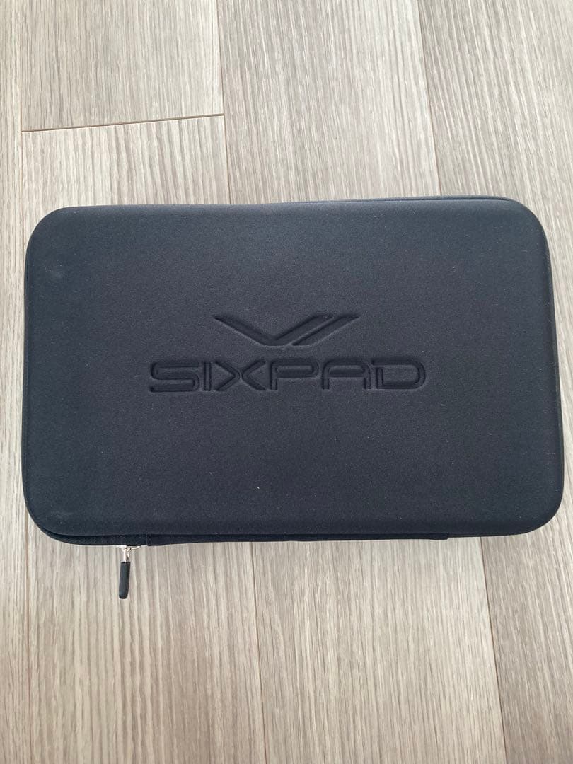 SIXPAD Power Suit ブラック　コントローラーつき　M