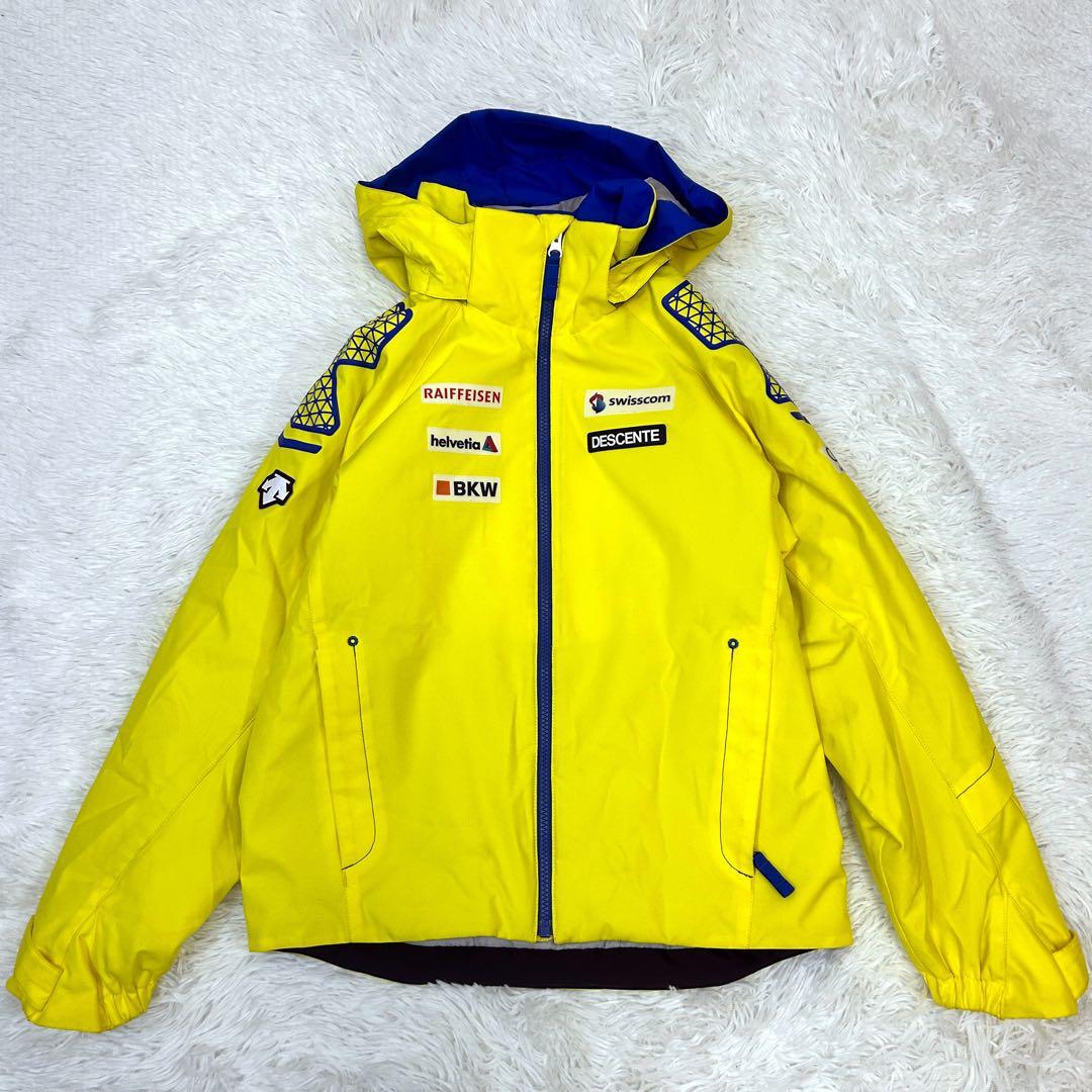 【希少！】DESCENTE デサント スキーウェア 150 スイス代表デザイン