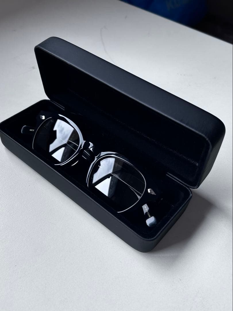 カオヨリナカミhigh gradeサングラス ケース付き