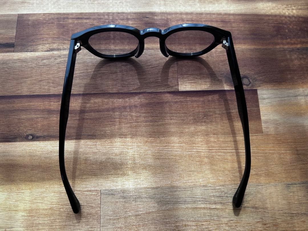 カオヨリナカミhigh gradeサングラス ケース付き