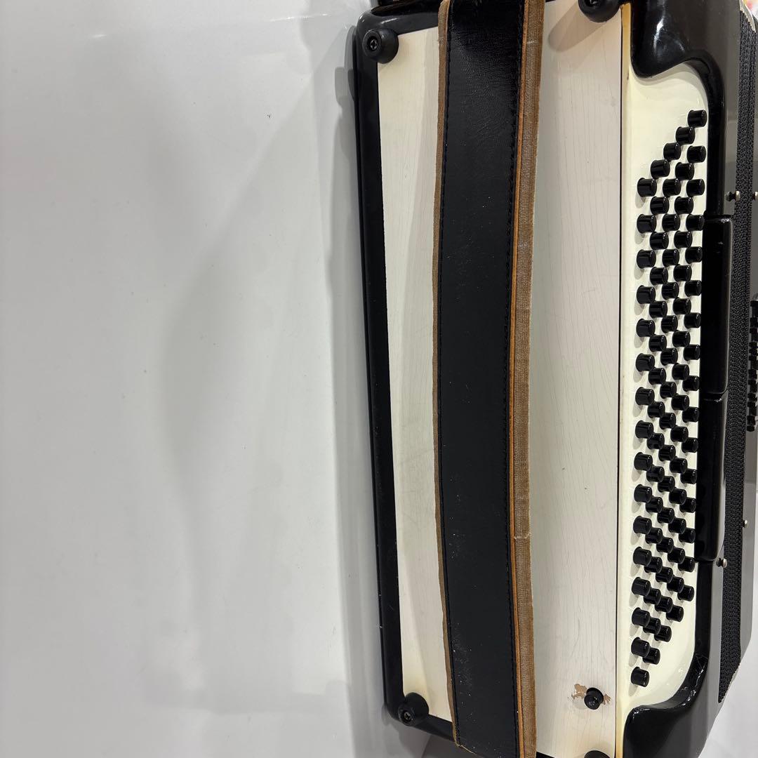 T114 YAMAHA アコーディオン ブラック カバー付き