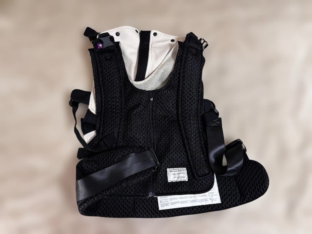 べべスワン bebeswan 抱っこ紐　セピアブラック　黒