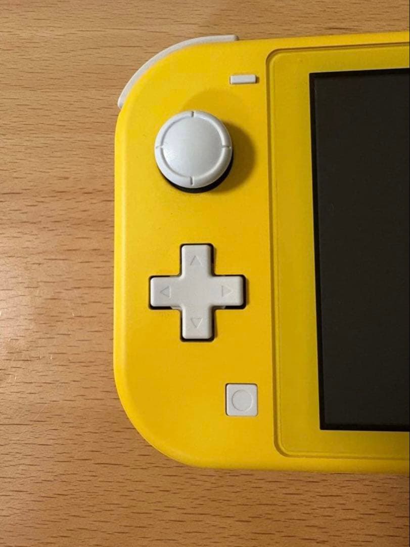 Nintendo Switch Lite イエロー 本体 ジャンク品