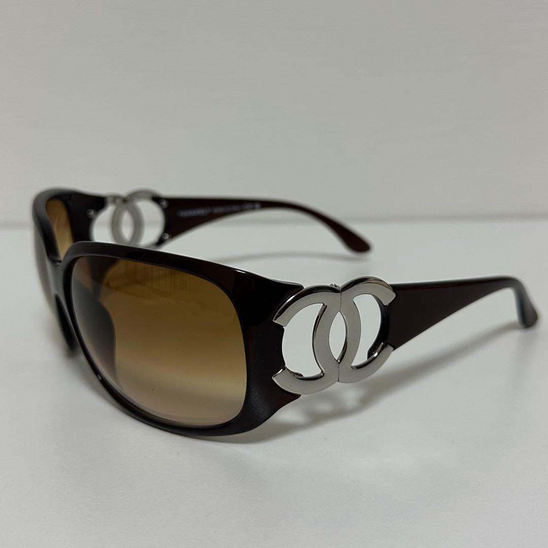 CHANEL ココマークロゴ サングラス ケース付き