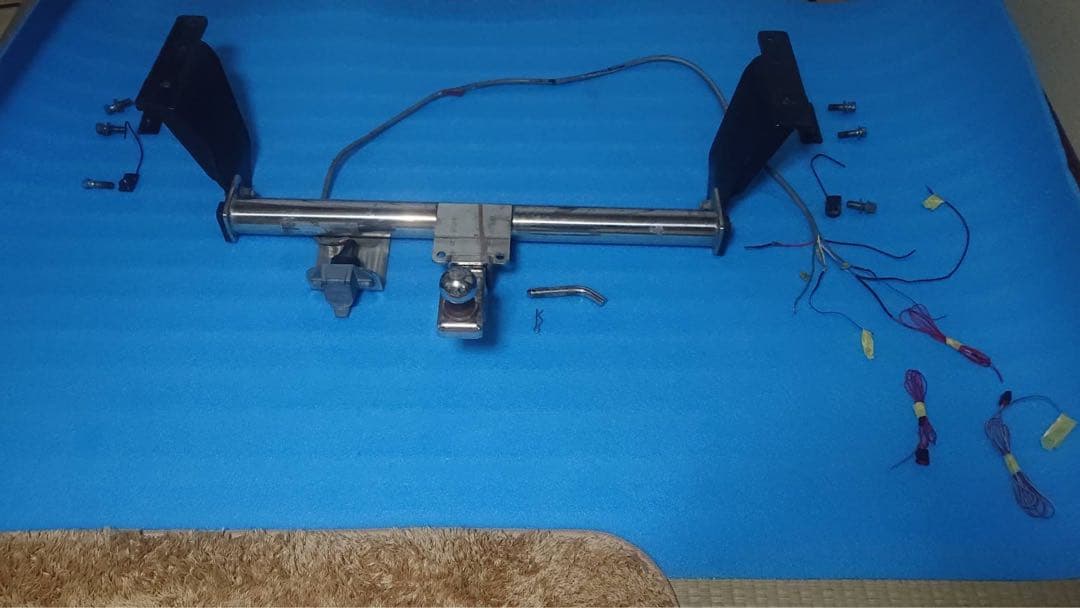 ヴェルファイア20 アルファード20 ヒッチメンバー 送料込 価格