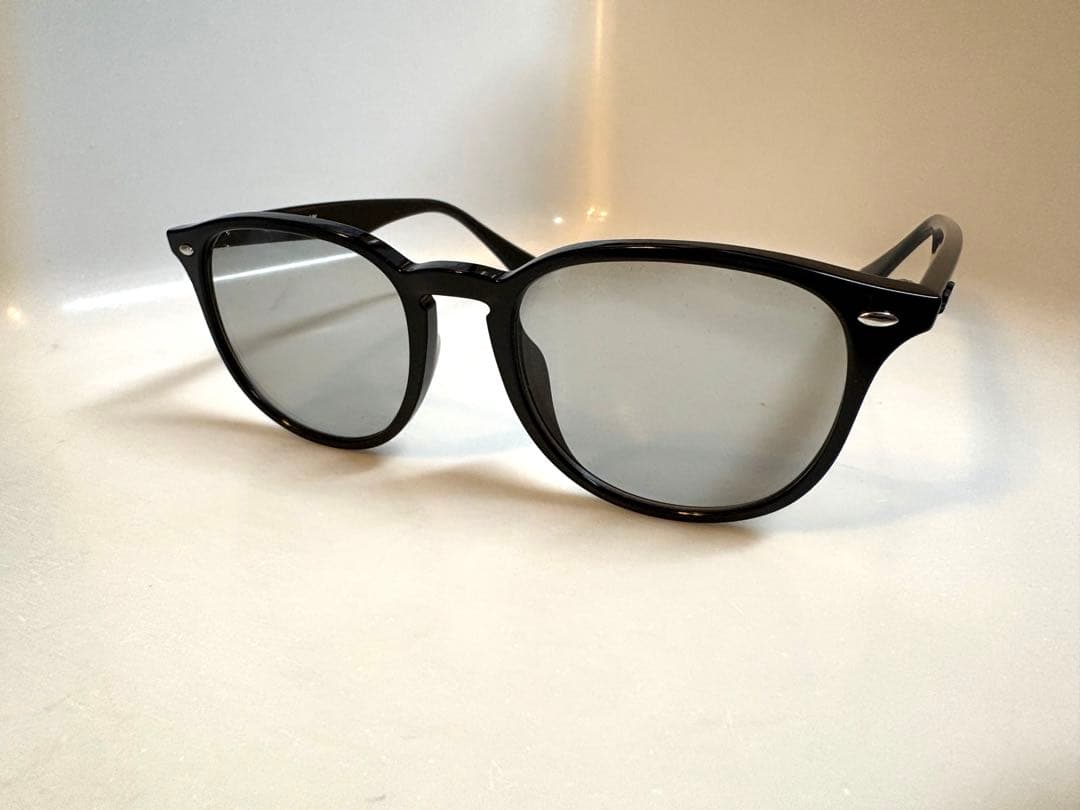 祭日限定特価！24時まで！レイバンサングラス　RB4259F ライトカラーレンズ