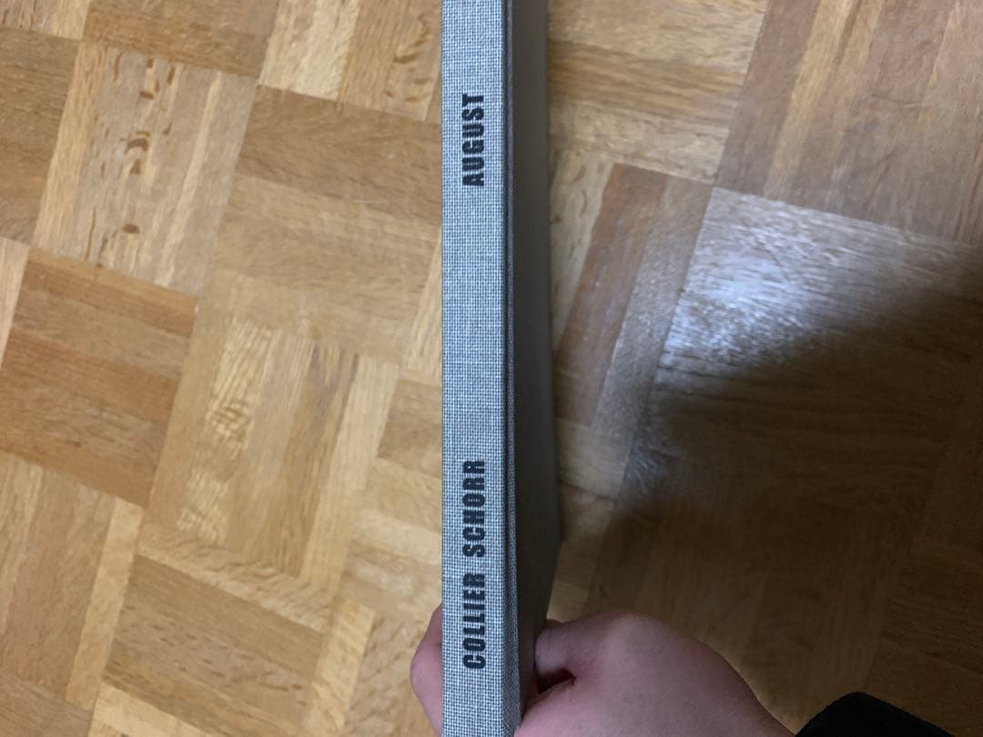 アート・デザイン・音楽 AUGUST COLLIER SCHORR