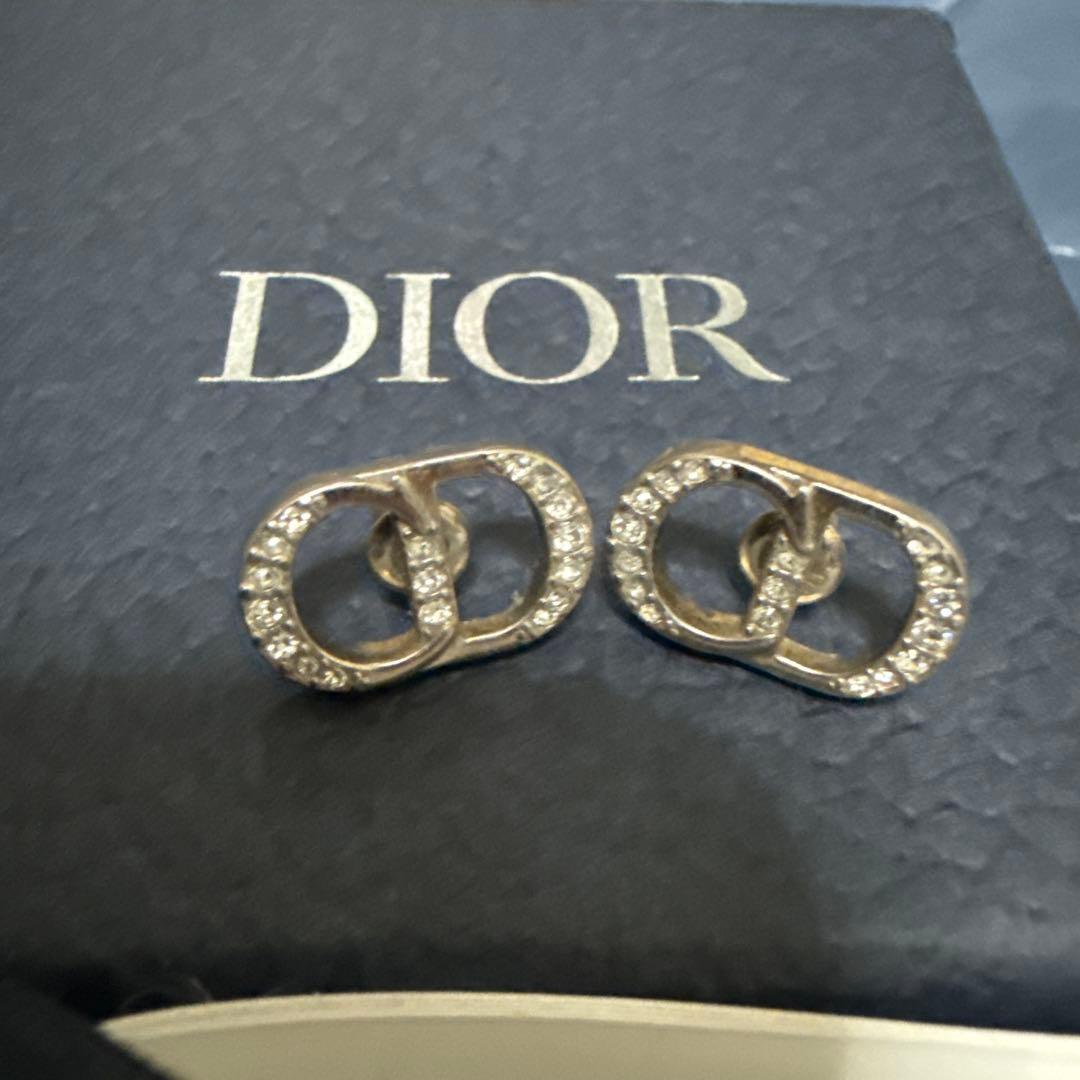 Dior シルバークリスタルピアス