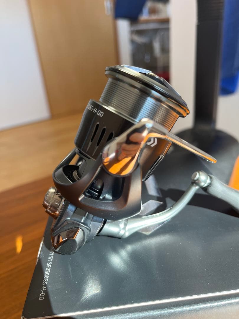 ダイワ　24エアリティST SF2500SS-H-QD