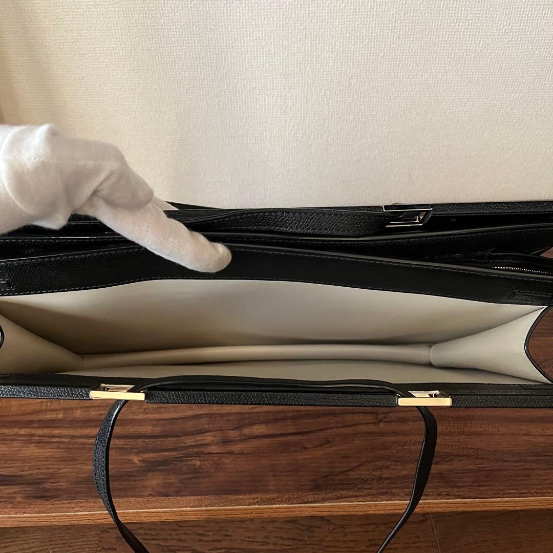 【未使用級！！】ヴァレクストラ ハンドバッグ ショルダーバッグ 2way レザー