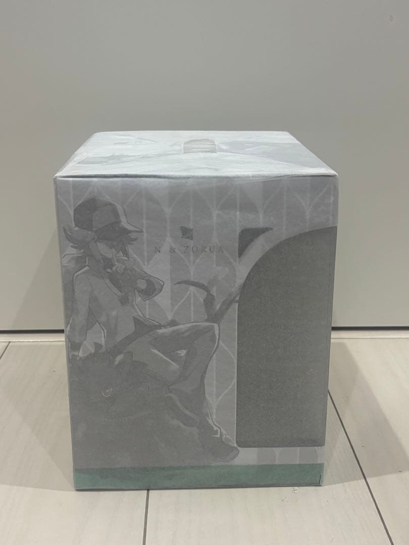 ポケモンセンター N & ゾロア　フィギュア