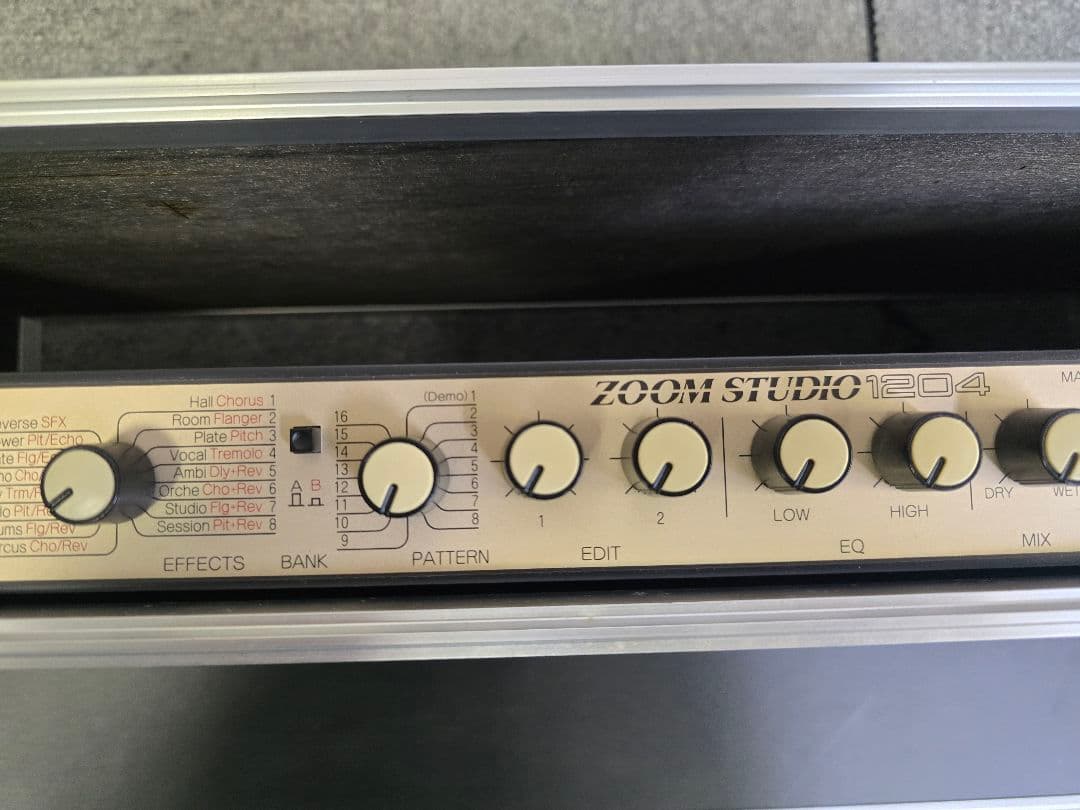 ＊Hikaru＊　ZOOM STUDIO 1204