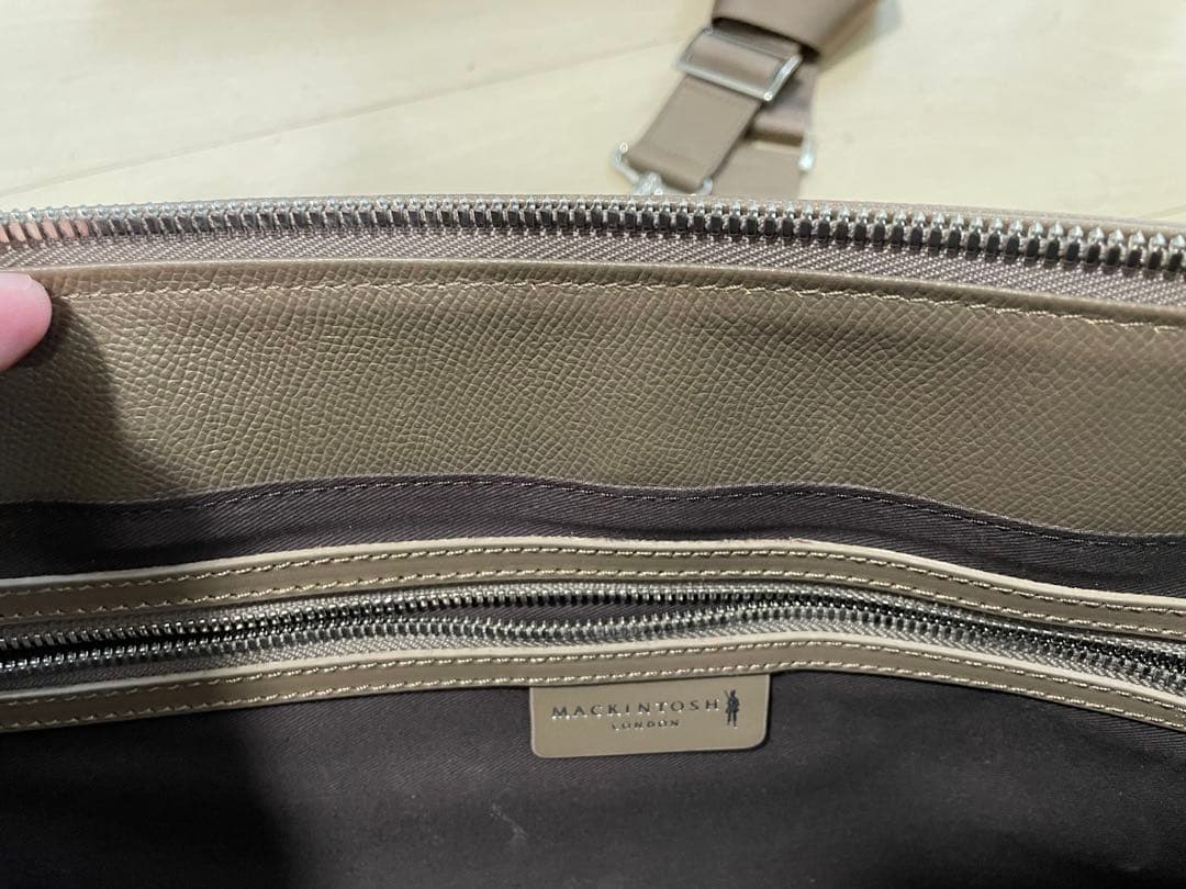 マッキントッシュロンドン 本革ブリーフケース グレージュ 日本製 三陽商会