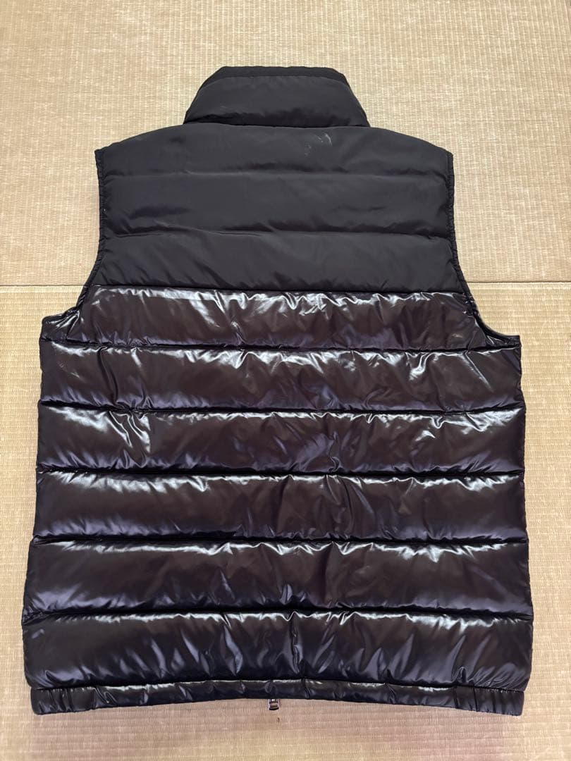 MONCLER モンクレール　ダウンベスト