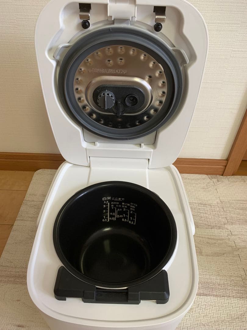 TOSHIBA 圧力IH炊飯器 RC-6PXR 2022年製