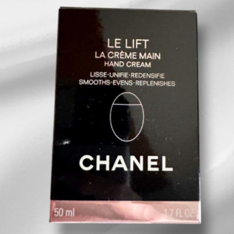 CHANEL　50ml　ル リフト ラ クレーム マン　ハンドクリーム　未開封
