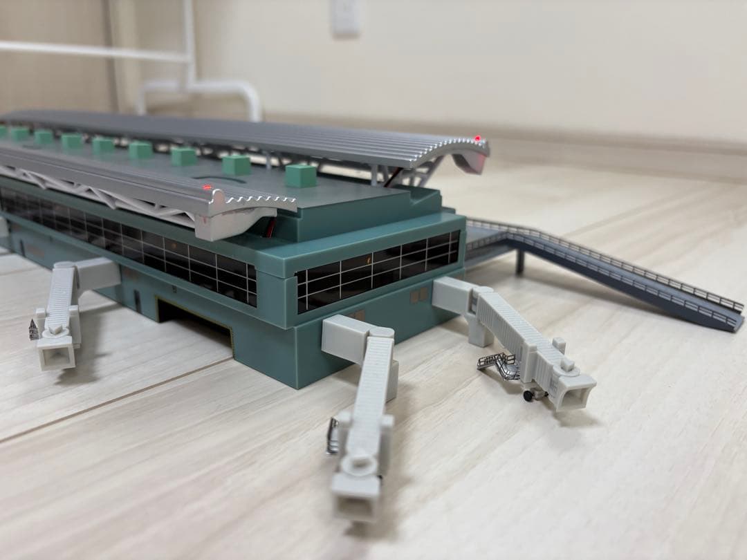 ①GJARPTB2 空港ターミナルビル　②GJAPS006 専用マット　セット