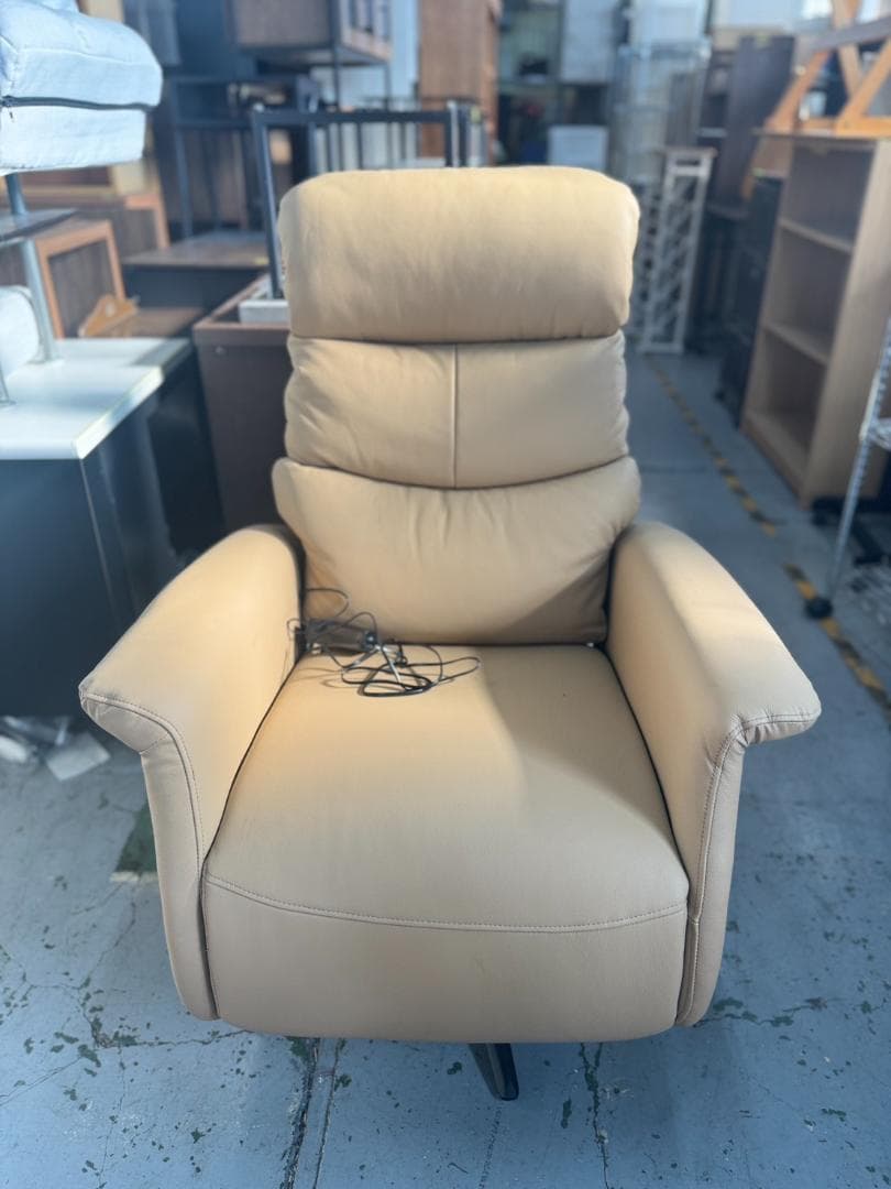 電動リクライニング ベージュ椅子188