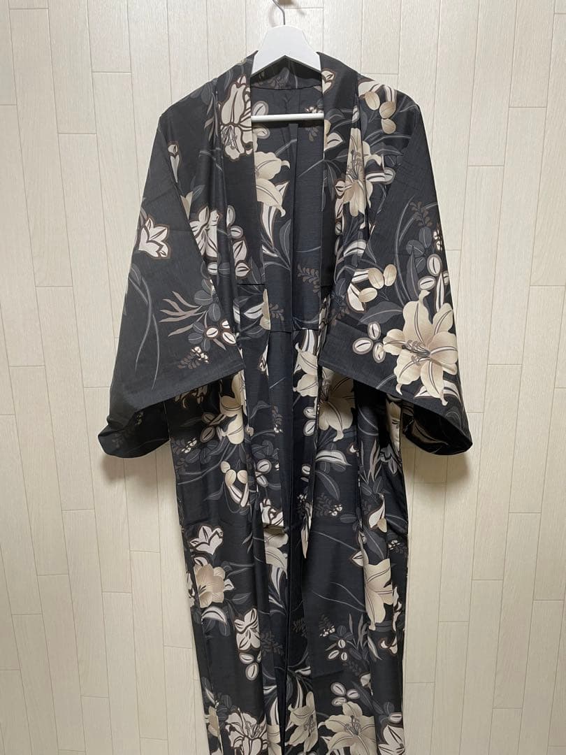 撫松庵　浴衣　花柄　ブラック系