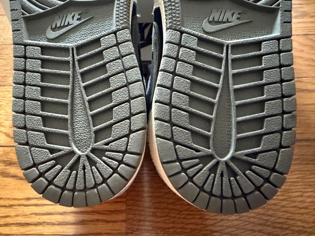 ナイキ　エアジョーダン1 トラヴィススコット　20cm