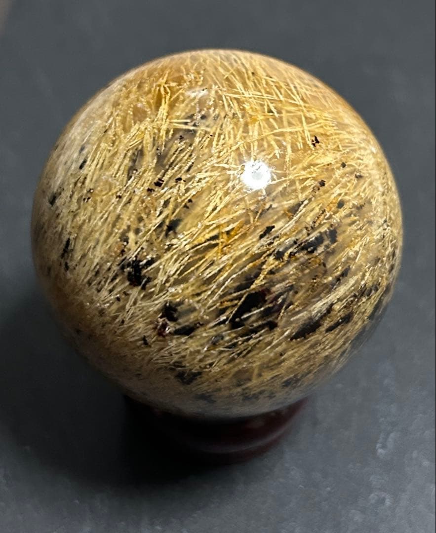 ゴールデンルチルクォーツクリスタル　丸玉186g