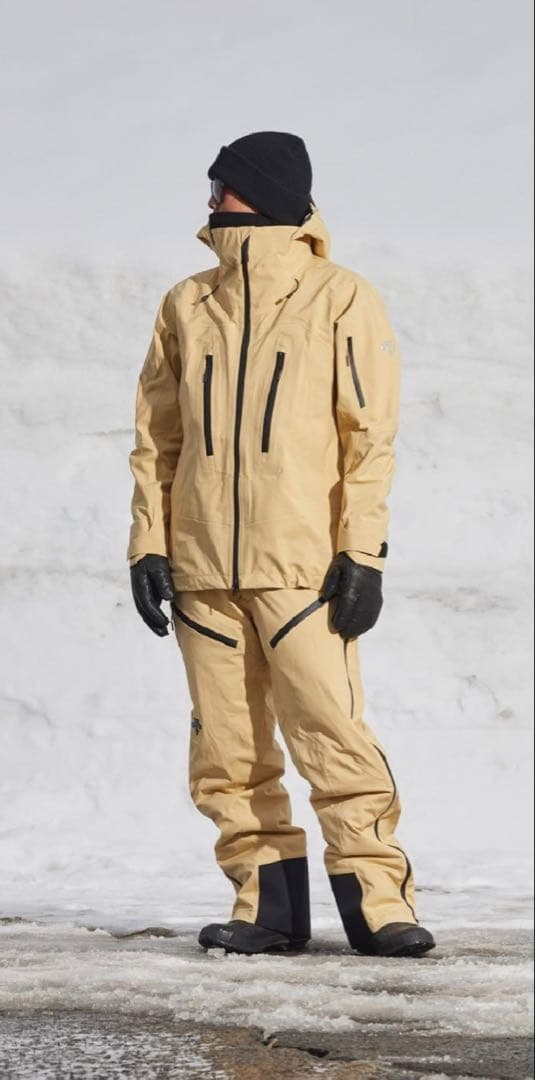 DESCENTE デサント スキーウェア 2023 2024モデル 上下セット