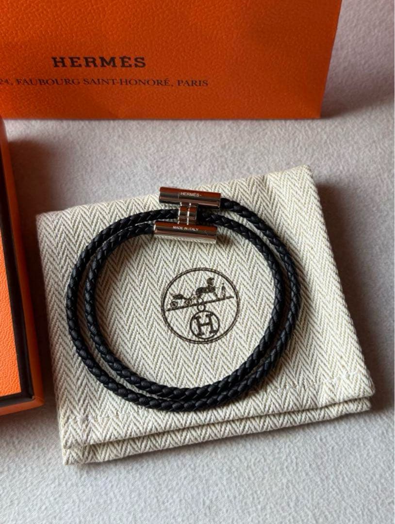 新品未使用 HERMES エルメス レザーブレスレット ブラック T5